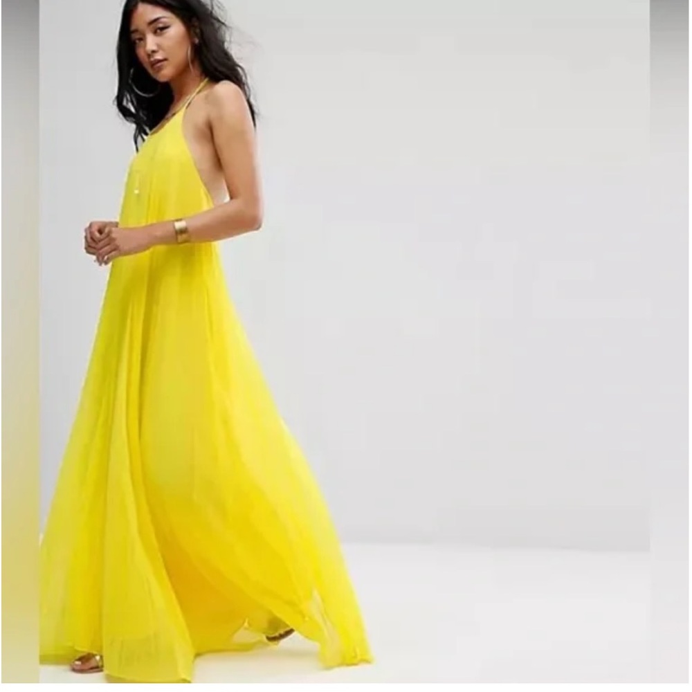 ASOS- Missguided exclusive pleated maxi dress